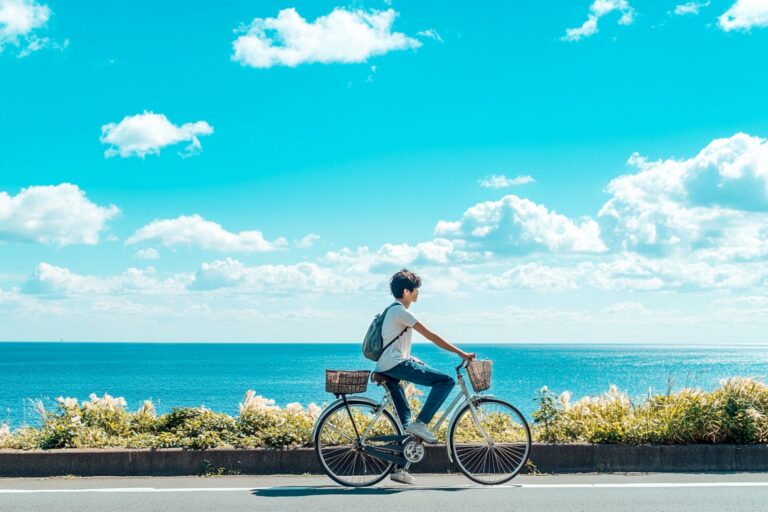 【海と自転車男性】宇野真史作品